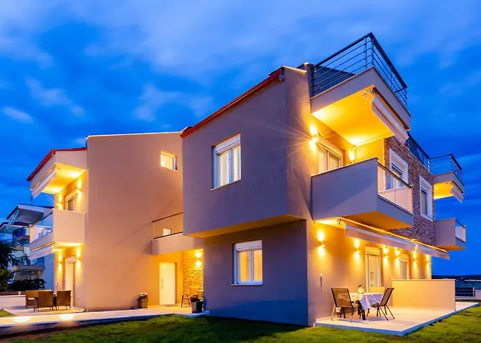 Kiosse Maisons By Travelpro Services Nea Flogita Halkidiki